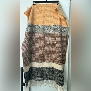 Cozy Multicolor Blanket Scarf